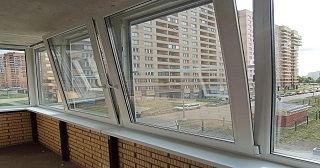 Остекление балкона Юрга цена от 9838 руб. м/п. за 50 часов